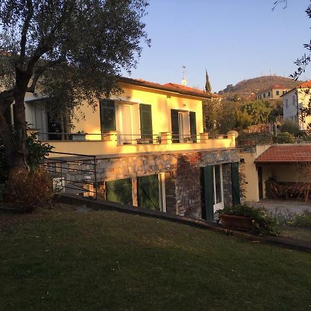La Casa Di Fedra Villa อิมเปรีอา ภายนอก รูปภาพ