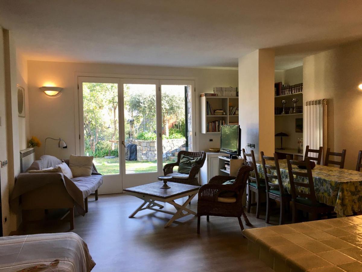 La Casa Di Fedra Villa อิมเปรีอา ภายนอก รูปภาพ