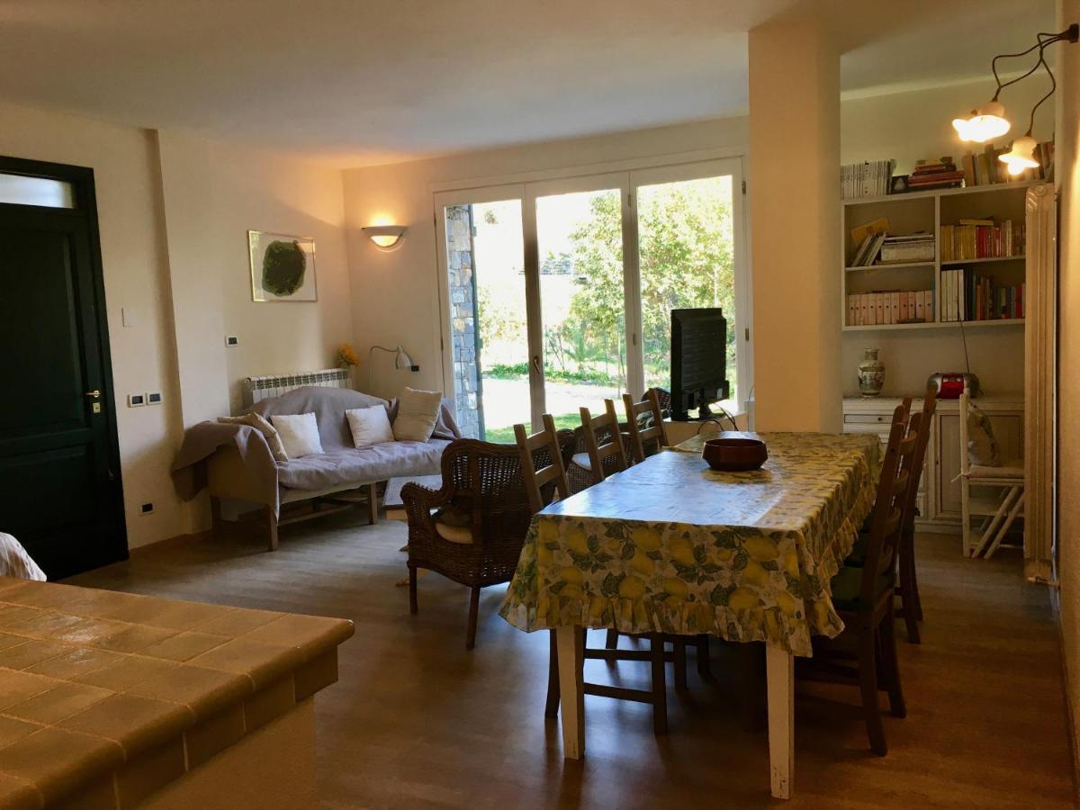 La Casa Di Fedra Villa อิมเปรีอา ภายนอก รูปภาพ
