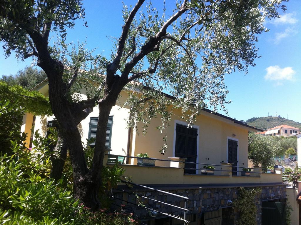 La Casa Di Fedra Villa อิมเปรีอา ห้อง รูปภาพ